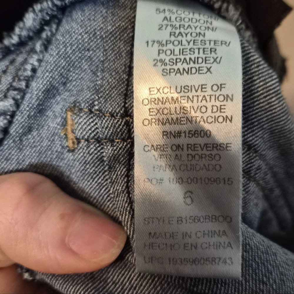 Democracy Jeans Straight Leg Jean No Gap Waist Ab Technology Stretch sz 6